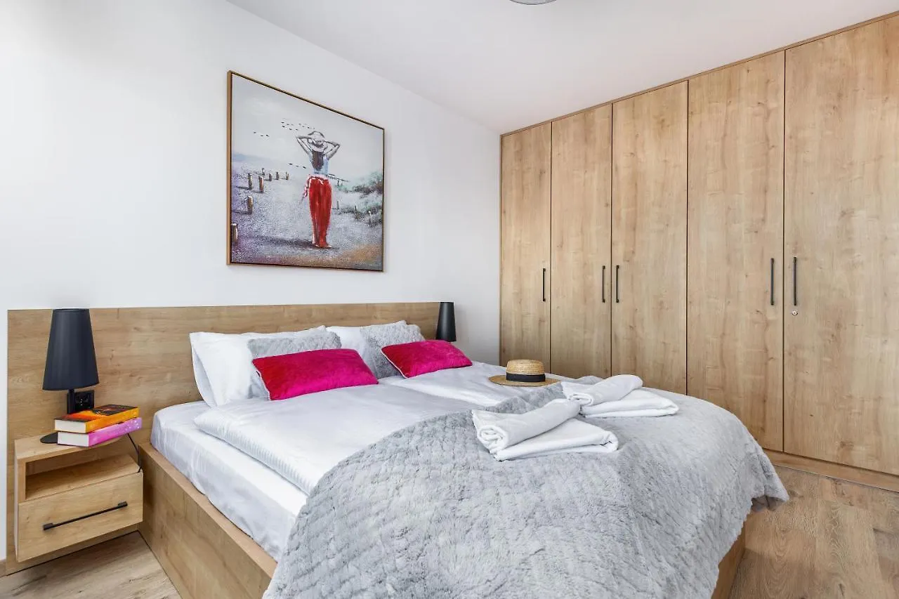 Seaside Apartamenty Kasprowicza 20 Kolobrzeg- Basen & Sauna & Jacuzzi & Fitness & Parking Apartment
